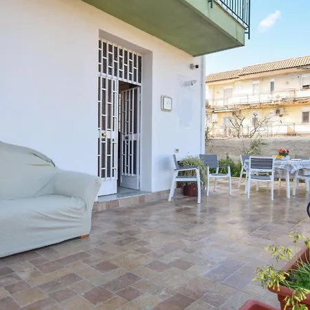 2 Bedroom Stunning In Portella di Mare